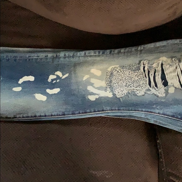 Jeans - Picture 2 of 3